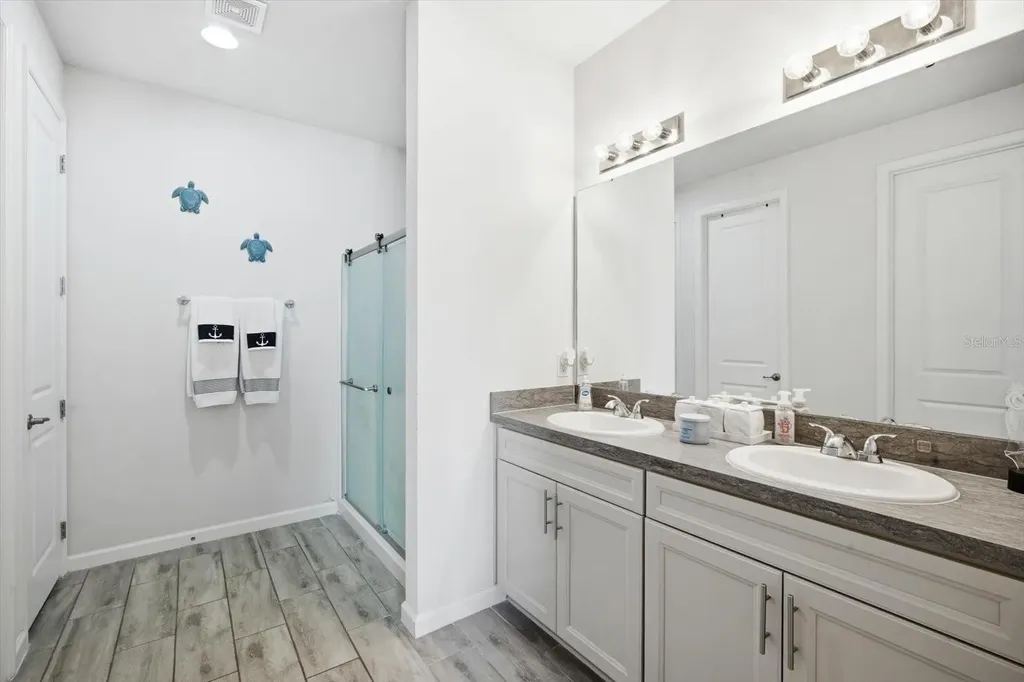 120 Summershore Drive Auburndale FL 33823