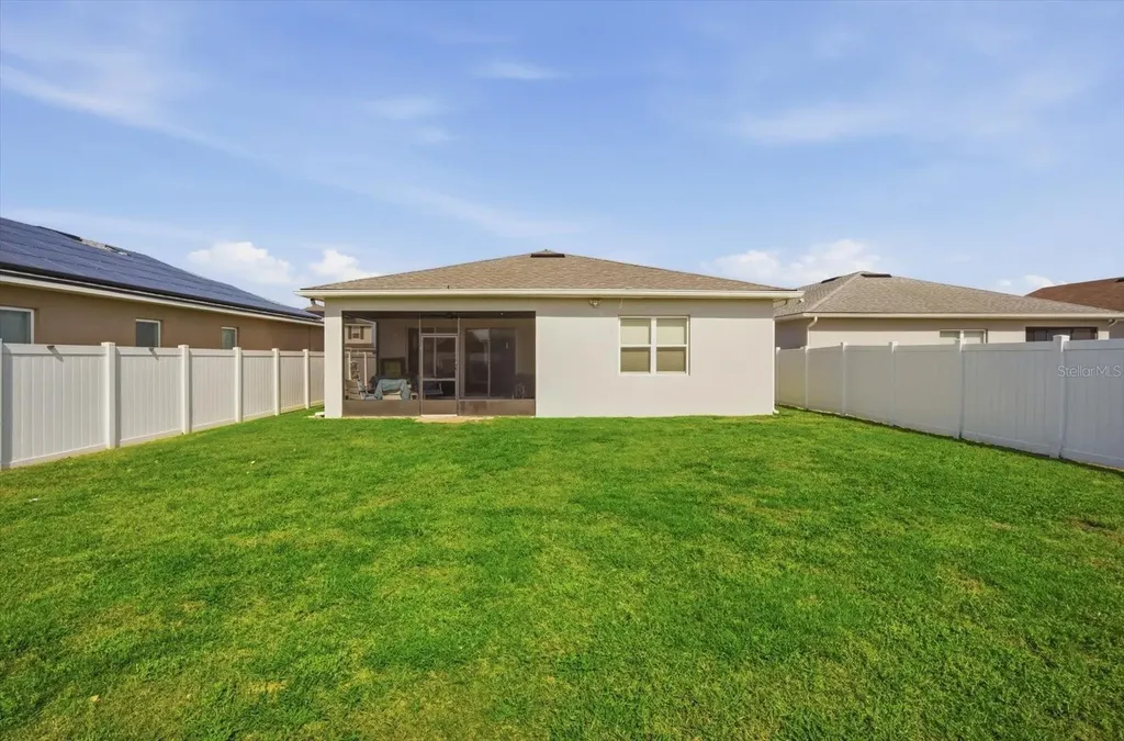 120 Summershore Drive Auburndale FL 33823