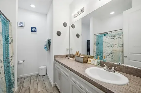 120 Summershore Drive Auburndale FL 33823