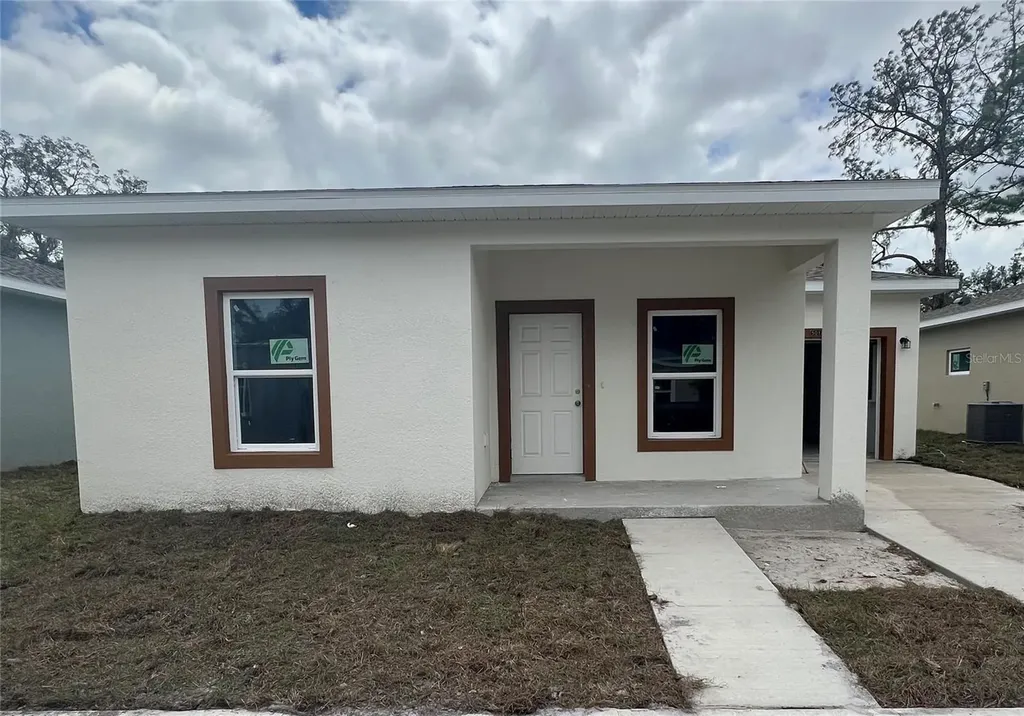 5017 Finders Court Tampa FL 33617