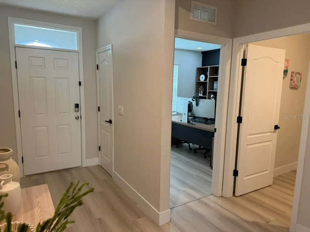 33412 Country House Drive Sorrento FL 32776