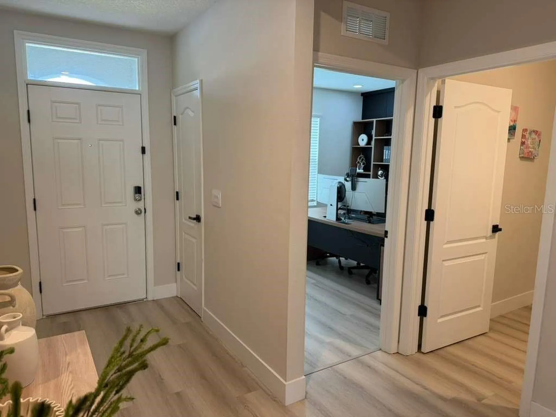 33412 Country House Drive Sorrento FL 32776