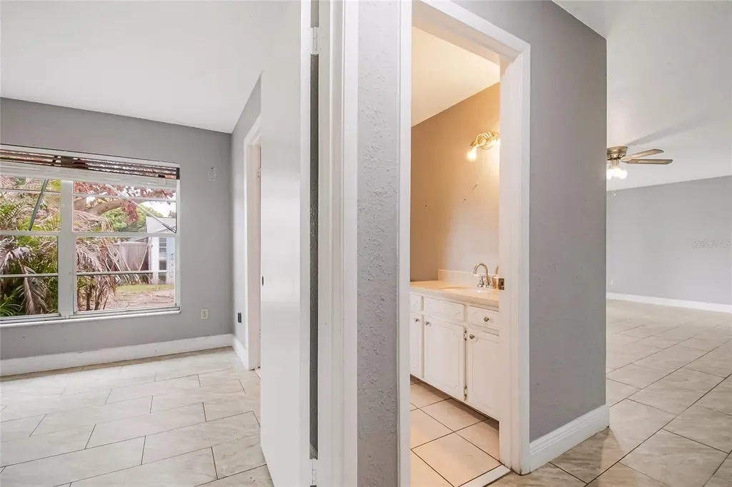 807 Aspenwood Circle Kissimmee FL 34743