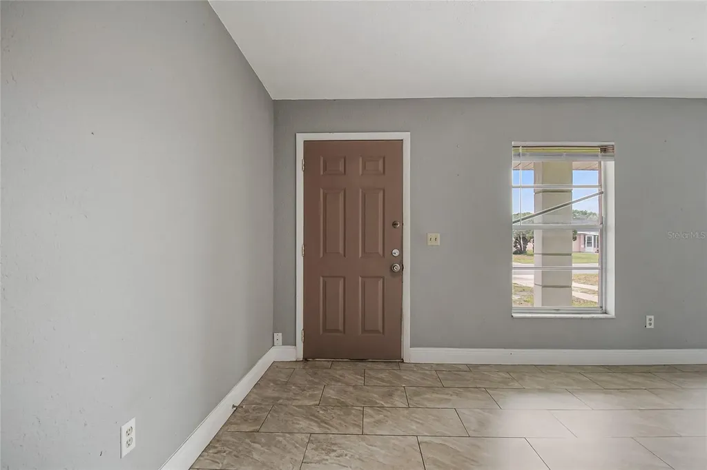 807 Aspenwood Circle Kissimmee FL 34743