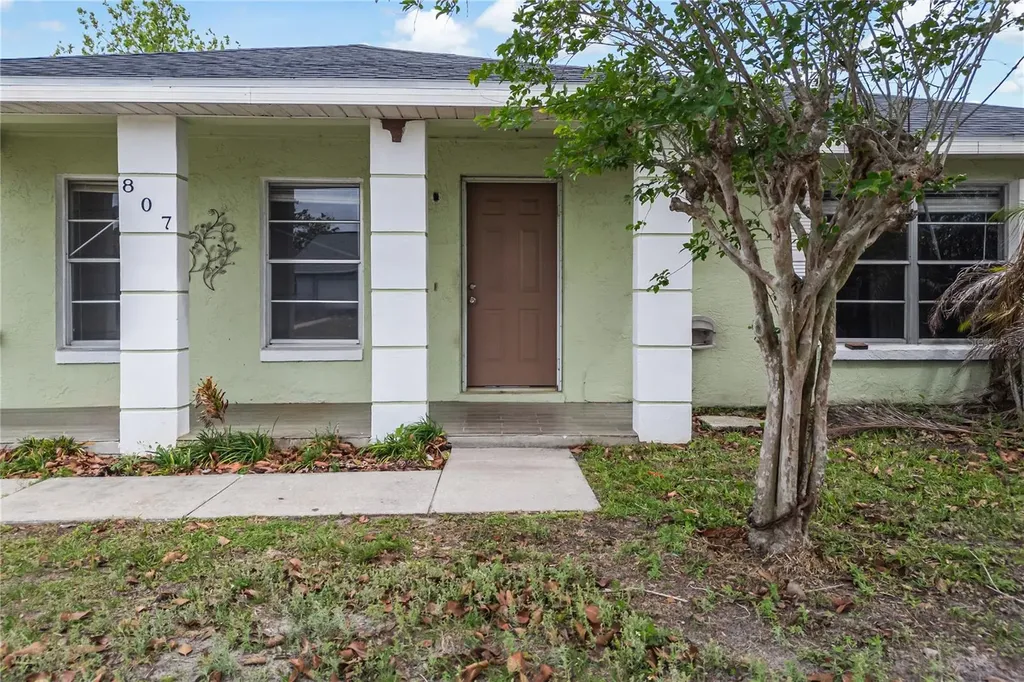 807 Aspenwood Circle Kissimmee FL 34743