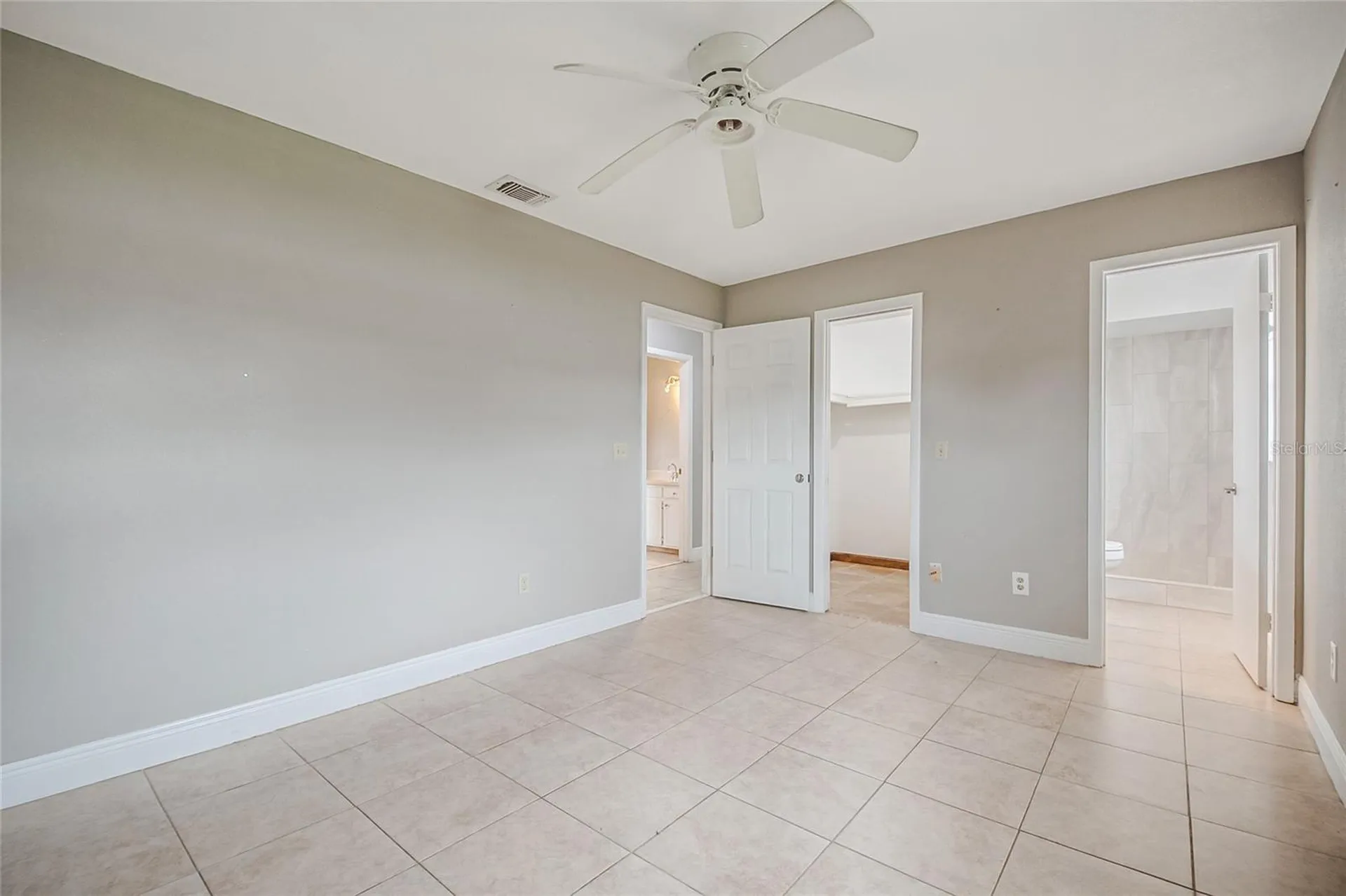 807 Aspenwood Circle Kissimmee FL 34743