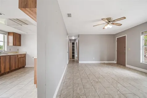 807 Aspenwood Circle Kissimmee FL 34743