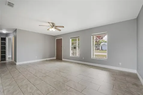 807 Aspenwood Circle Kissimmee FL 34743
