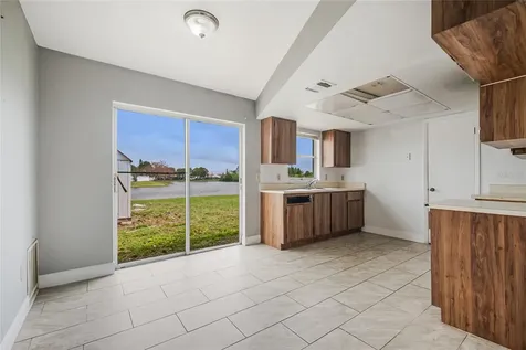 807 Aspenwood Circle Kissimmee FL 34743