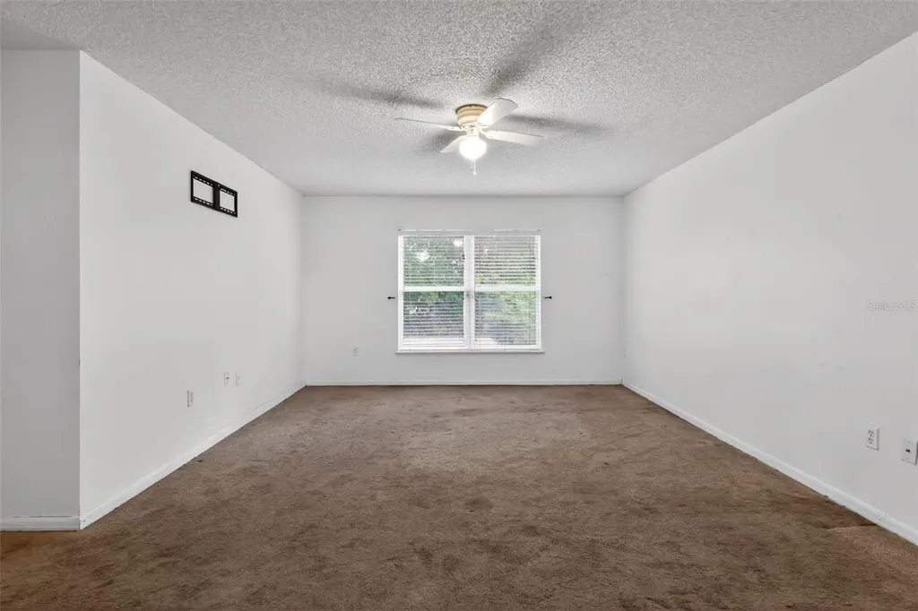 307 Pleasant Gardens Drive Apopka FL 32703