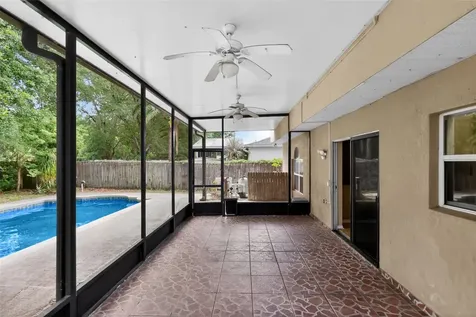 307 Pleasant Gardens Drive Apopka FL 32703