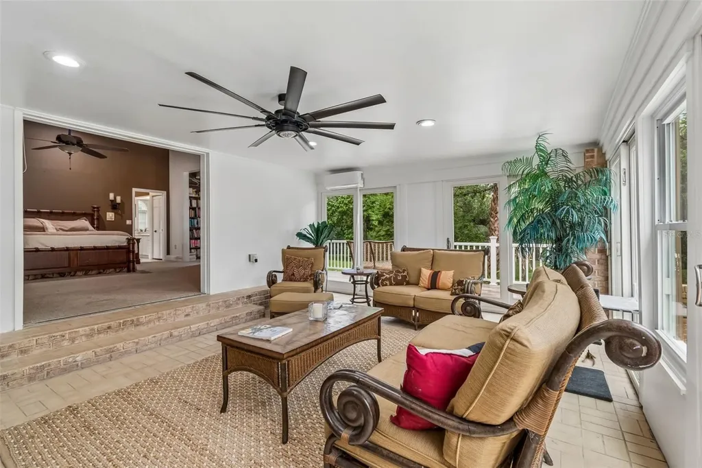 3040 Turtle Brooke Clearwater FL 33761