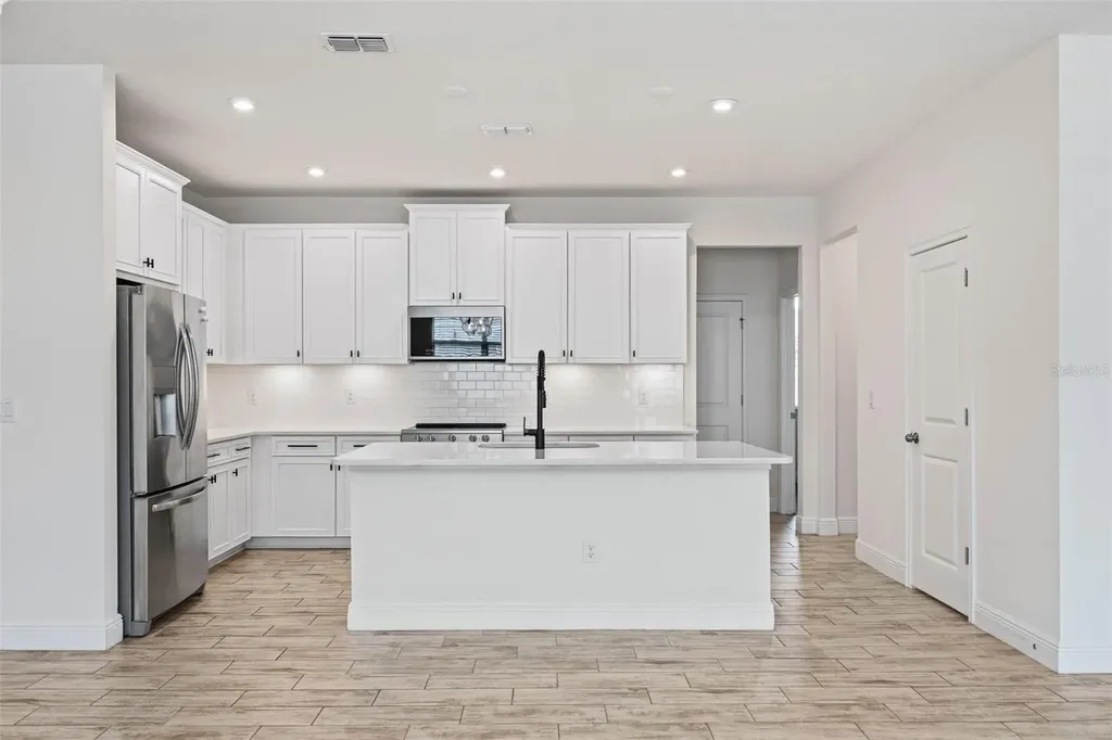2485 Morninglight Drive Lutz FL 33558