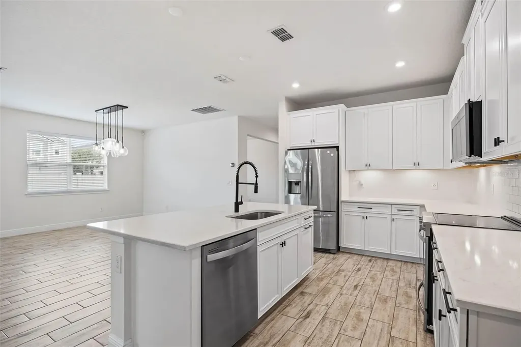 2485 Morninglight Drive Lutz FL 33558