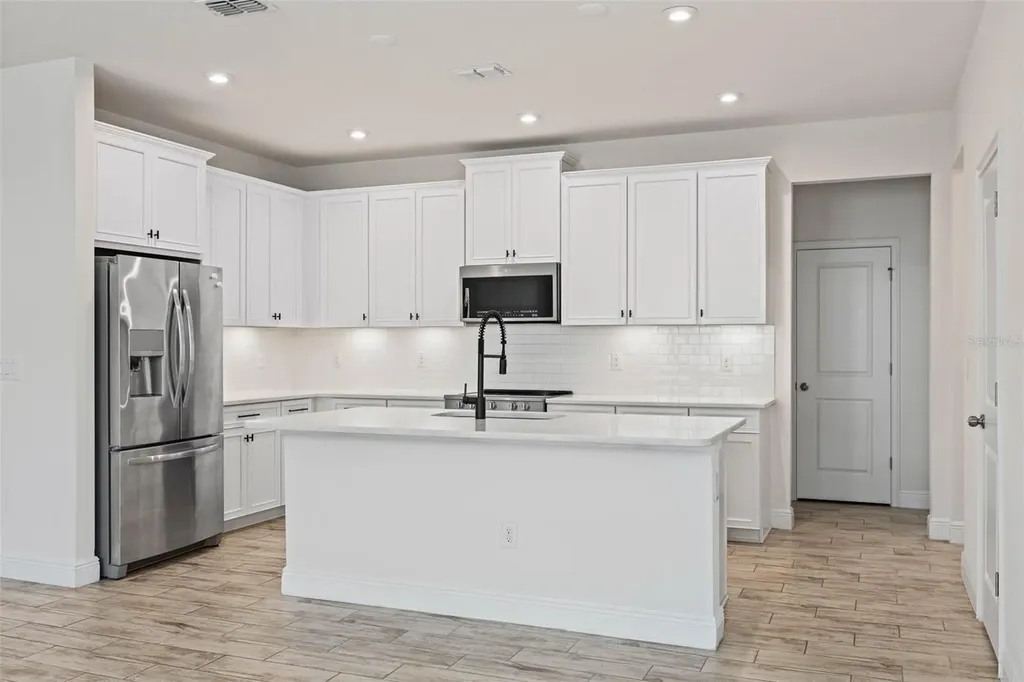 2485 Morninglight Drive Lutz FL 33558