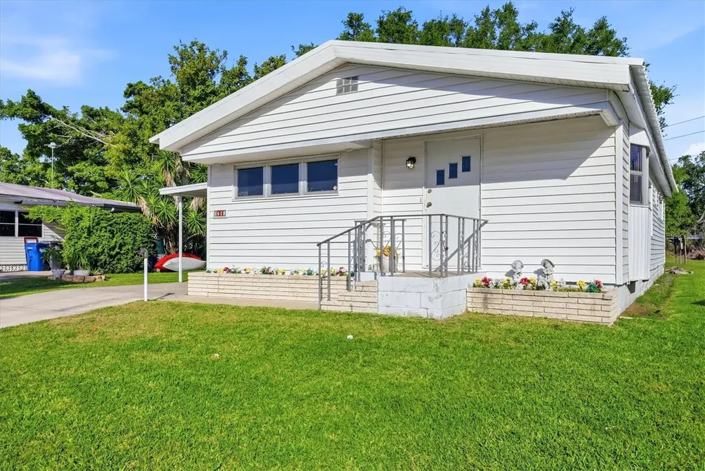 1419 41st Avenue E Ellenton FL 34222