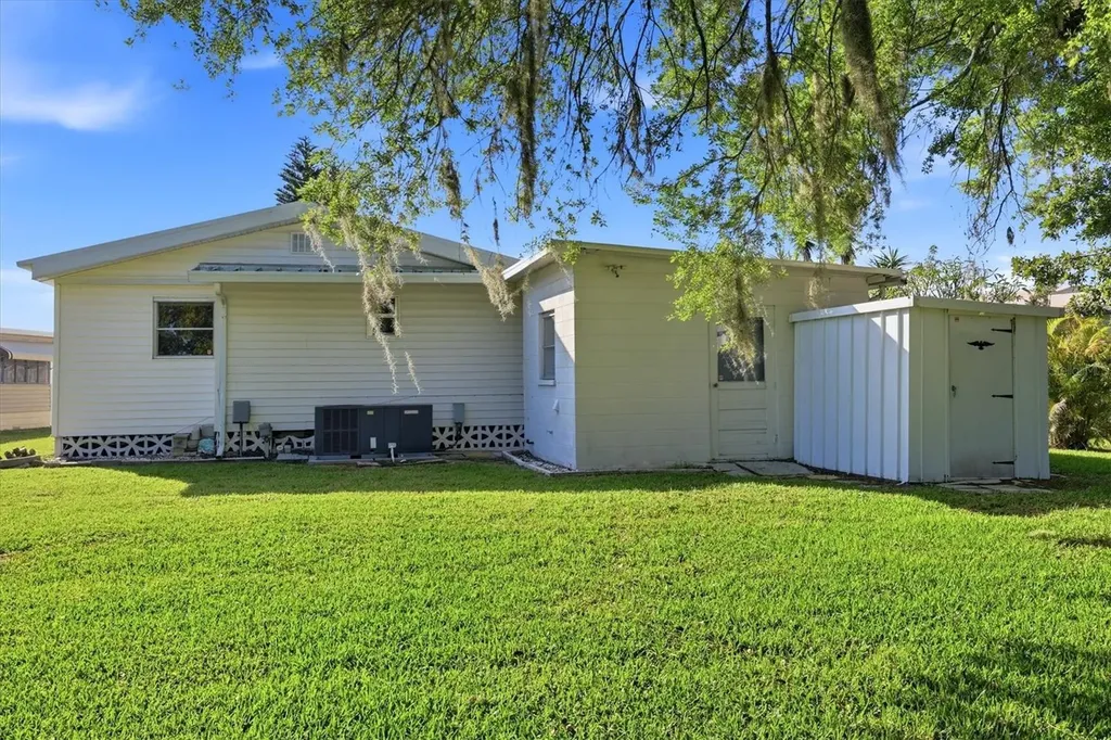 1419 41st Avenue E Ellenton FL 34222