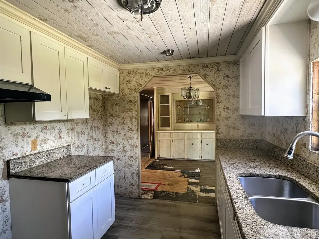 17031 Bay Avenue Montverde FL 34756