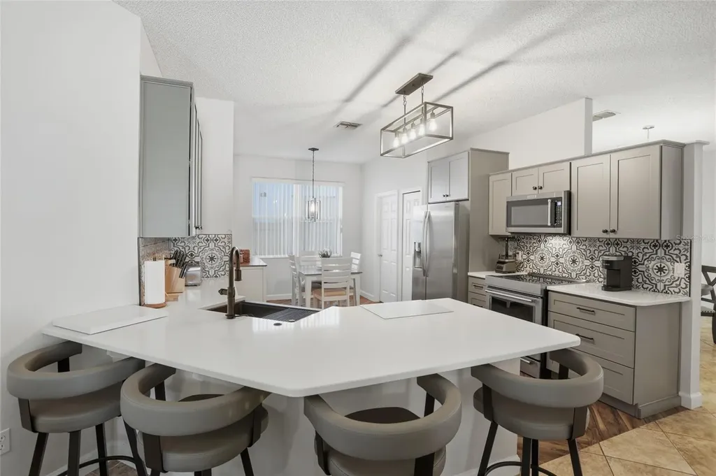 4907 Olde Kerry Drive Orlando FL 32837