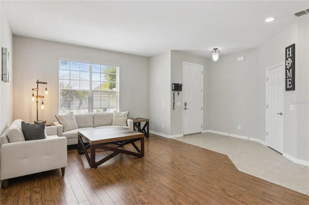 1404 Lexington Avenue Davenport FL 33837