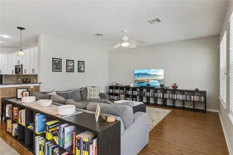 1404 Lexington Avenue Davenport FL 33837