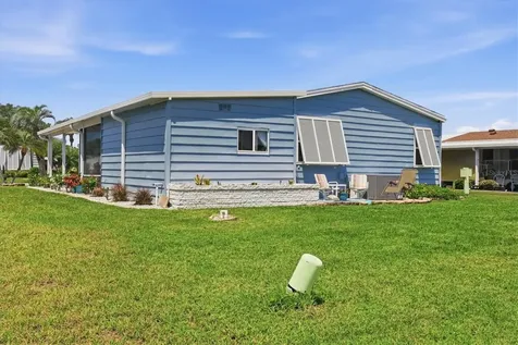 727 Butterfield Circle Englewood FL 34223