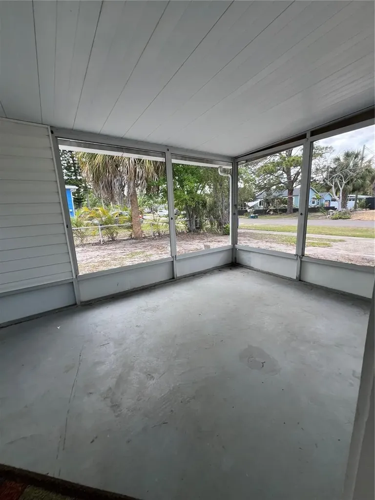 1901 53rd Street S Gulfport FL 33707