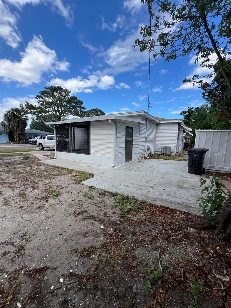 1901 53rd Street S Gulfport FL 33707