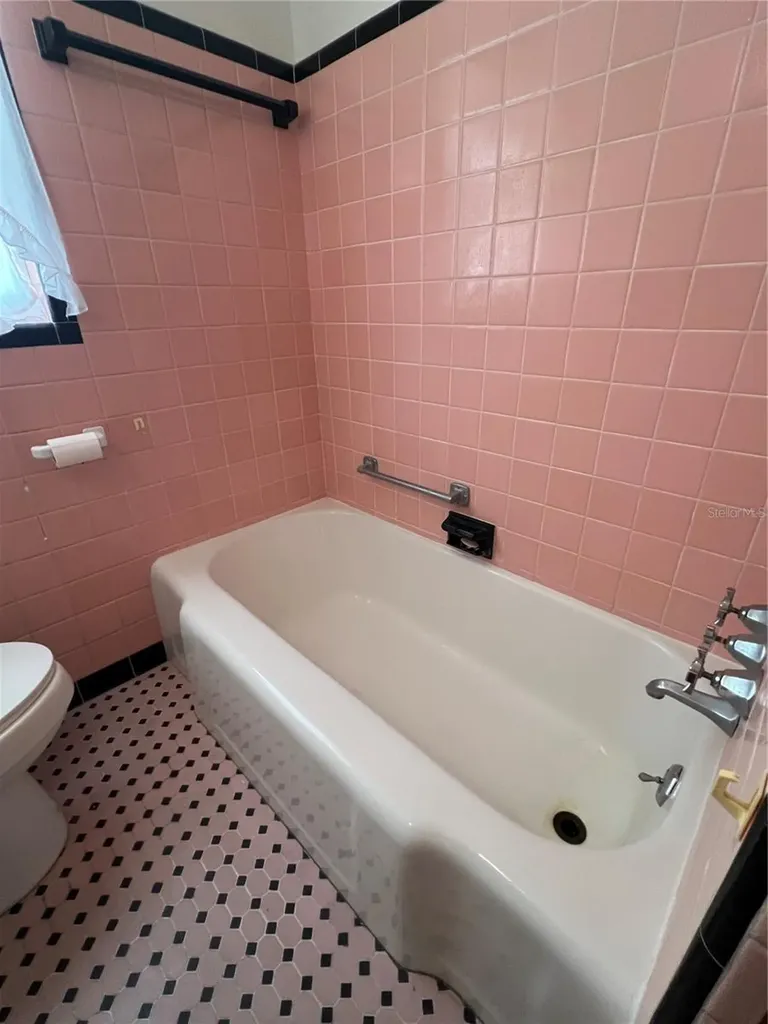 1901 53rd Street S Gulfport FL 33707