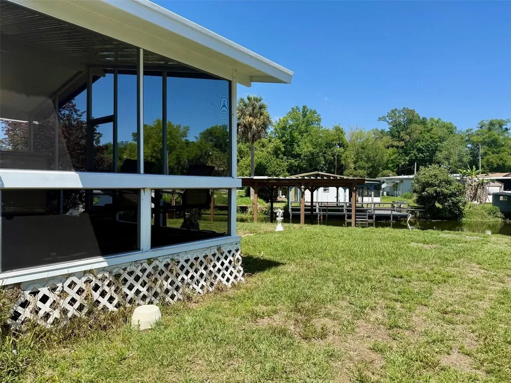 13519 Woodland Drive Astatula FL 34705