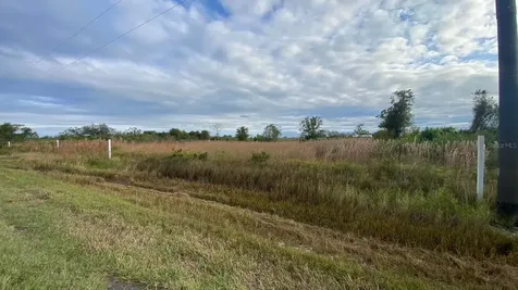18982 260th Street Okeechobee FL 34972