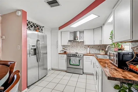 1244 Classic Drive Holiday FL 34691