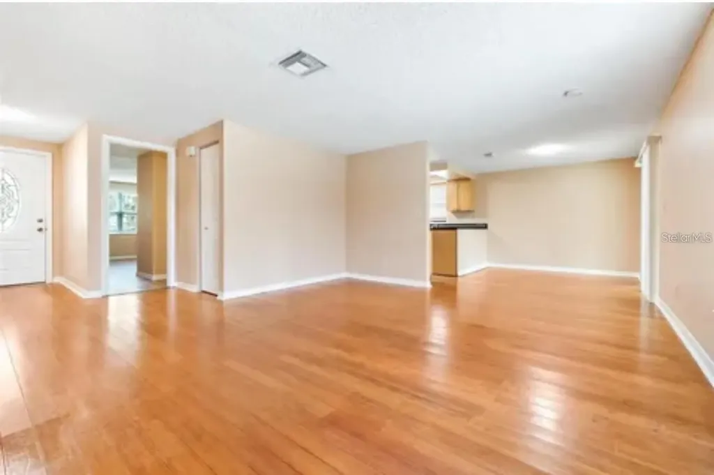 16108 Foxfire Drive Tampa FL 33618