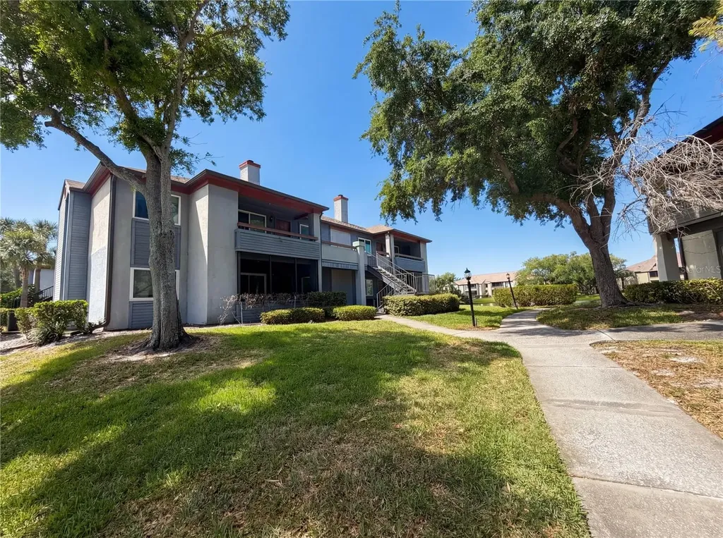 10265 Gandy Boulevard N St Petersburg FL 33702
