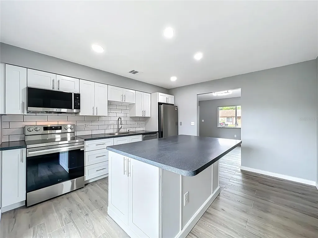 6848 Compass Court Orlando FL 32810