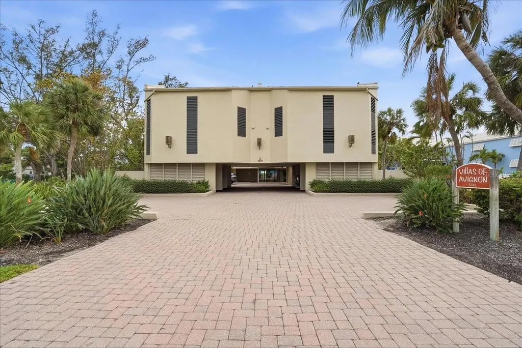 5611 Gulf Of Mexico Drive Longboat Key FL 34228