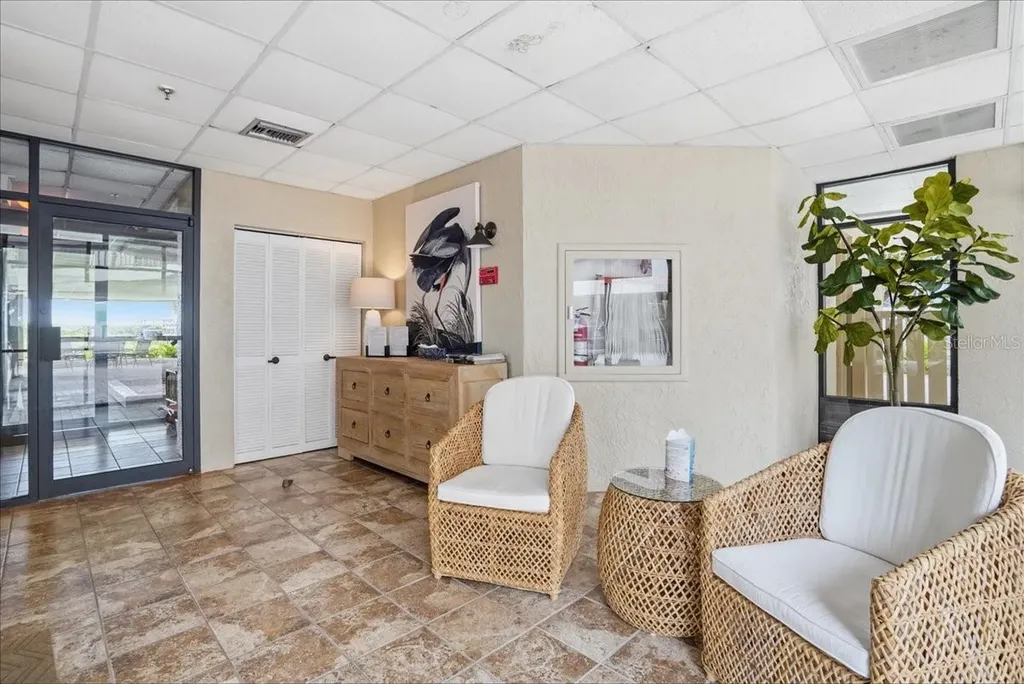 5611 Gulf Of Mexico Drive Longboat Key FL 34228