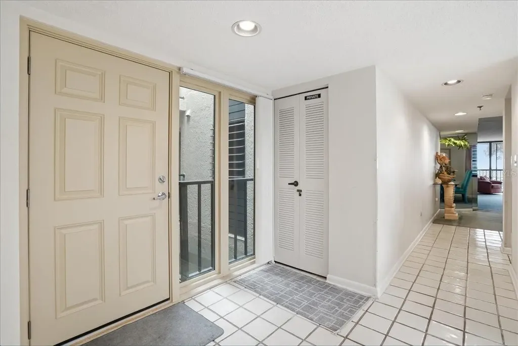 5611 Gulf Of Mexico Drive Longboat Key FL 34228