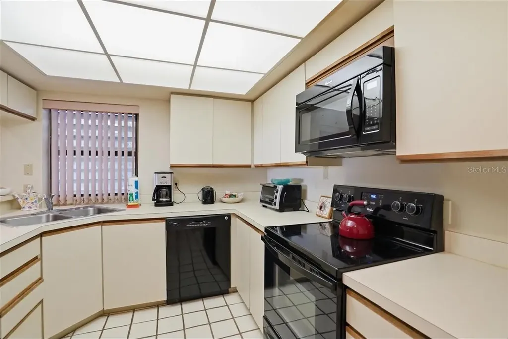 5611 Gulf Of Mexico Drive Longboat Key FL 34228