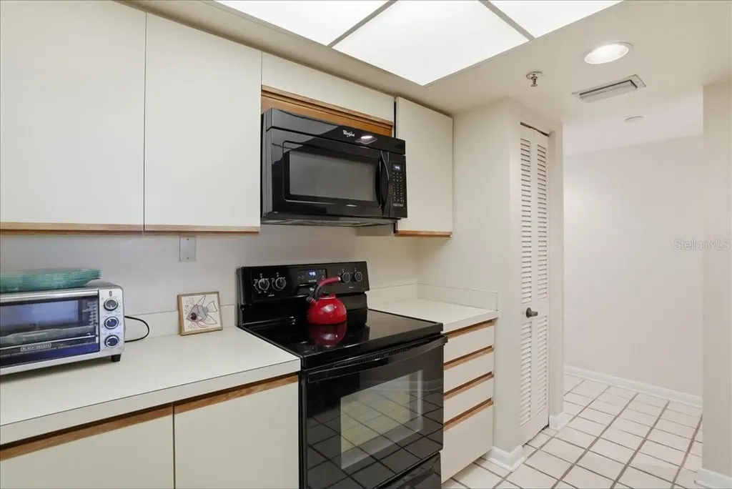 5611 Gulf Of Mexico Drive Longboat Key FL 34228