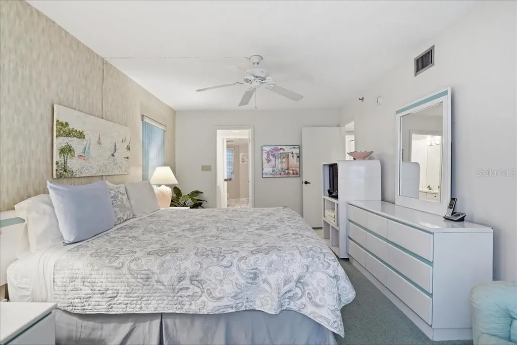5611 Gulf Of Mexico Drive Longboat Key FL 34228