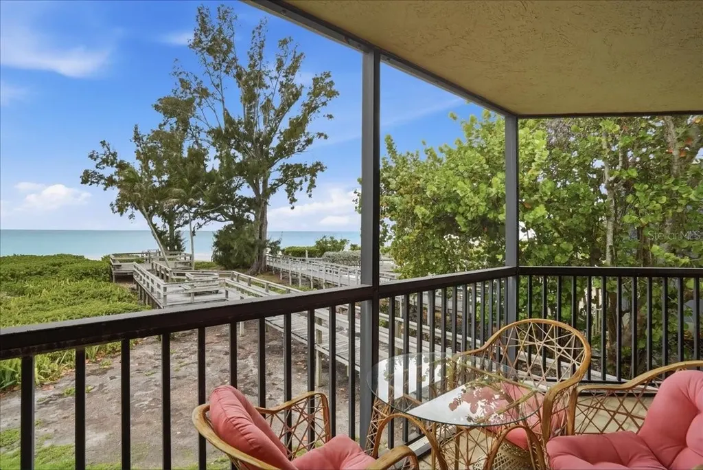 5611 Gulf Of Mexico Drive Longboat Key FL 34228