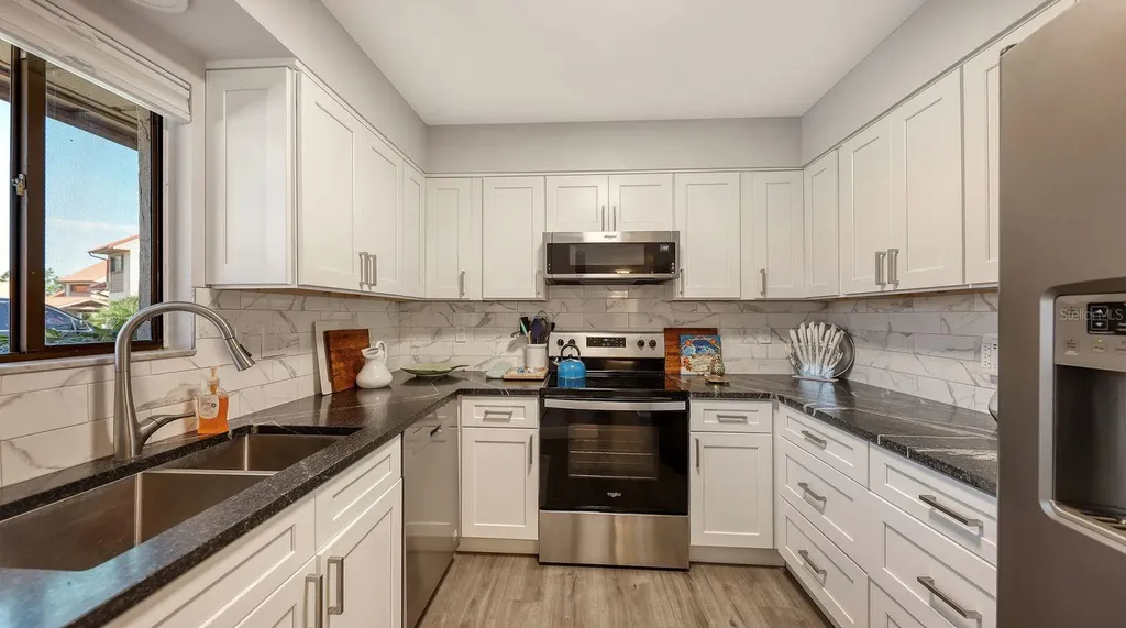 6519 Draw Lane Sarasota FL 34238
