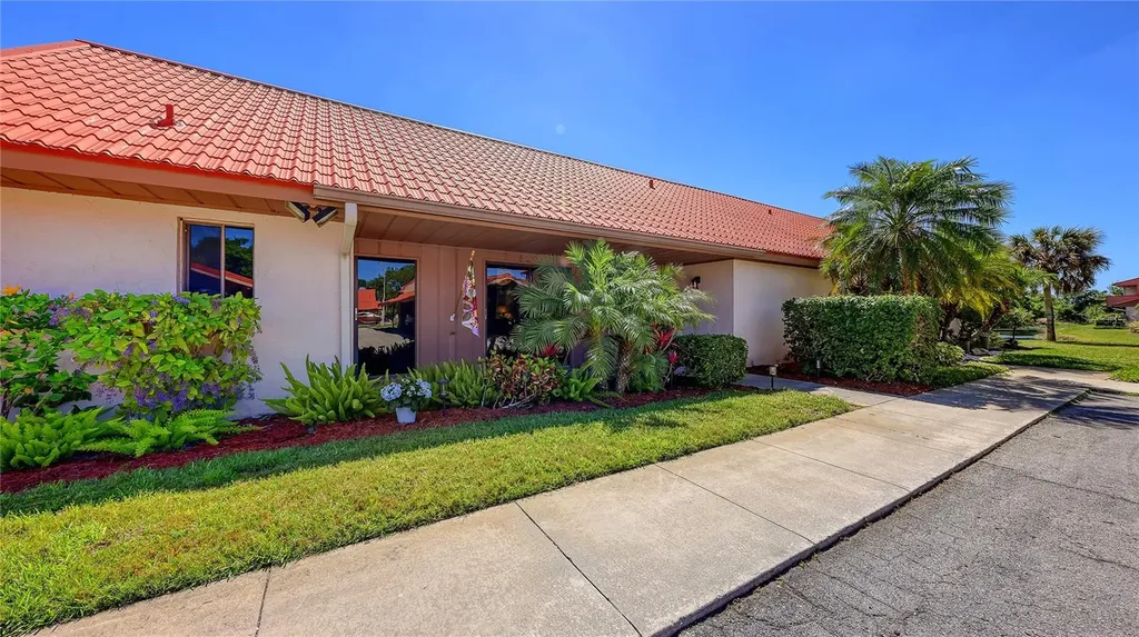 6519 Draw Lane Sarasota FL 34238