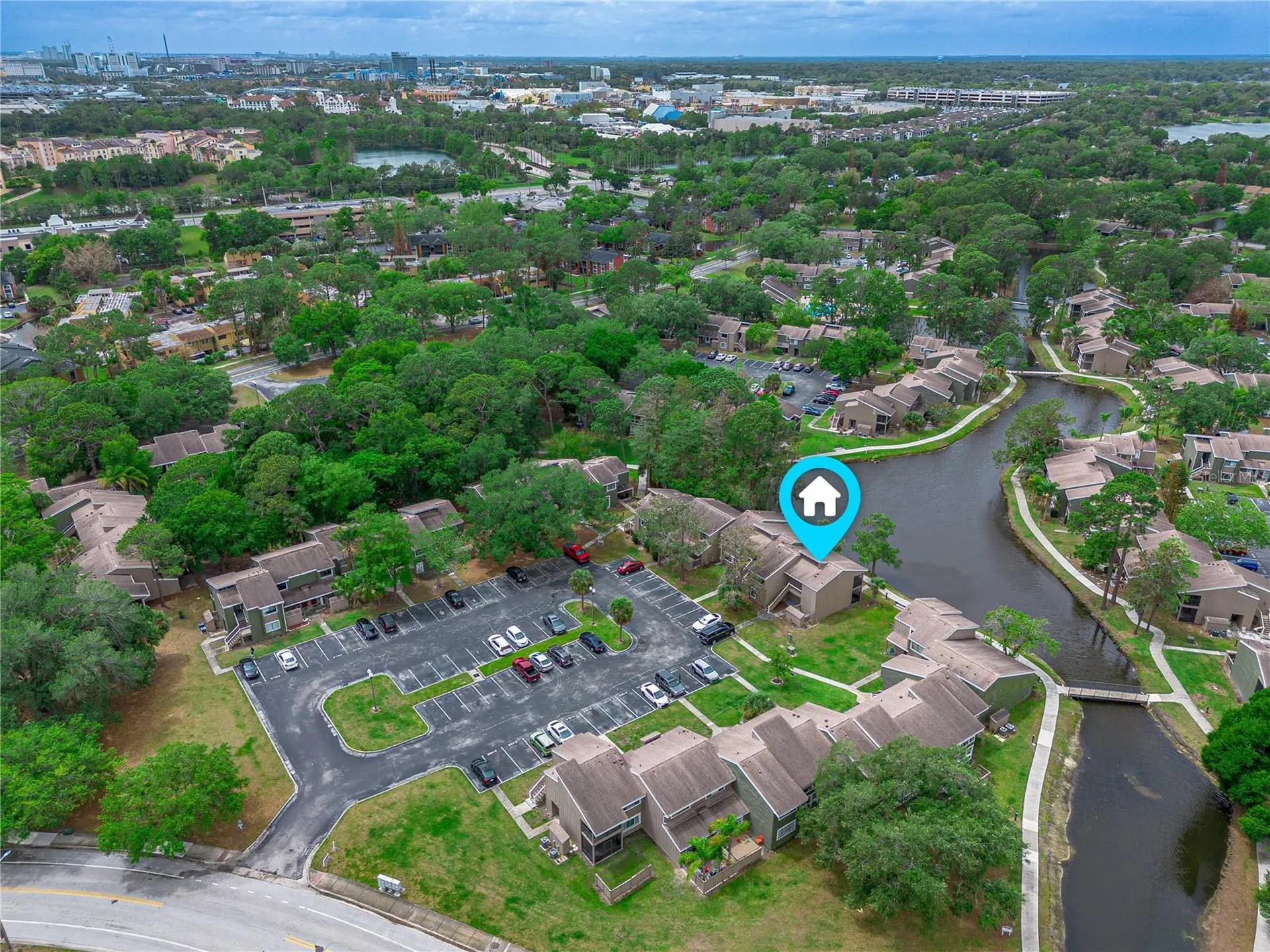 5840 Peregrine Avenue Orlando FL 32819