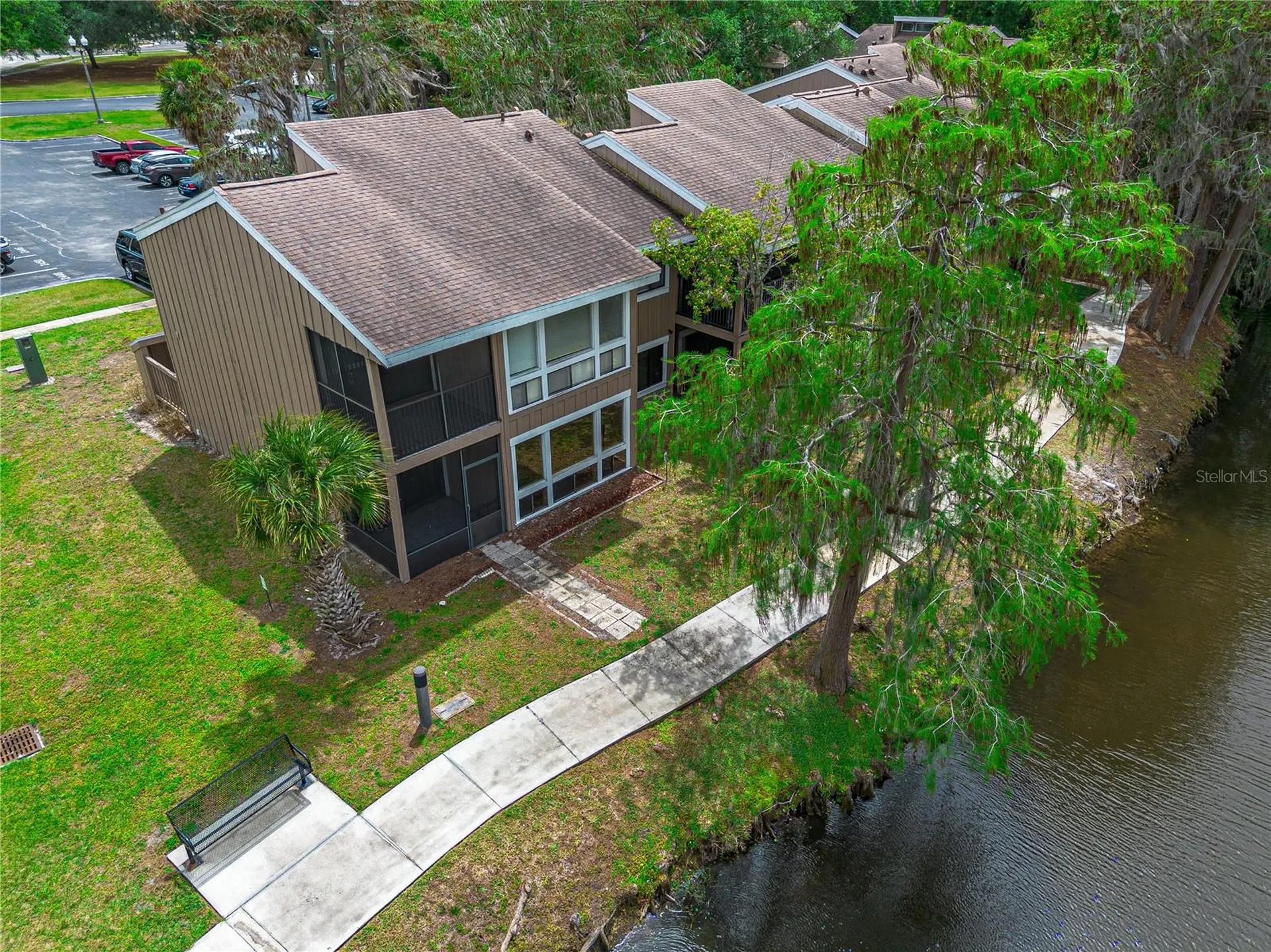 5840 Peregrine Avenue Orlando FL 32819