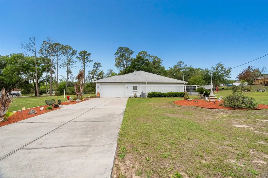 6702 Josie Drive Seffner FL 33584