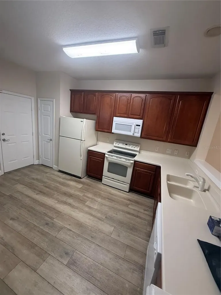 2851 Polvadero Lane Orlando FL 32835