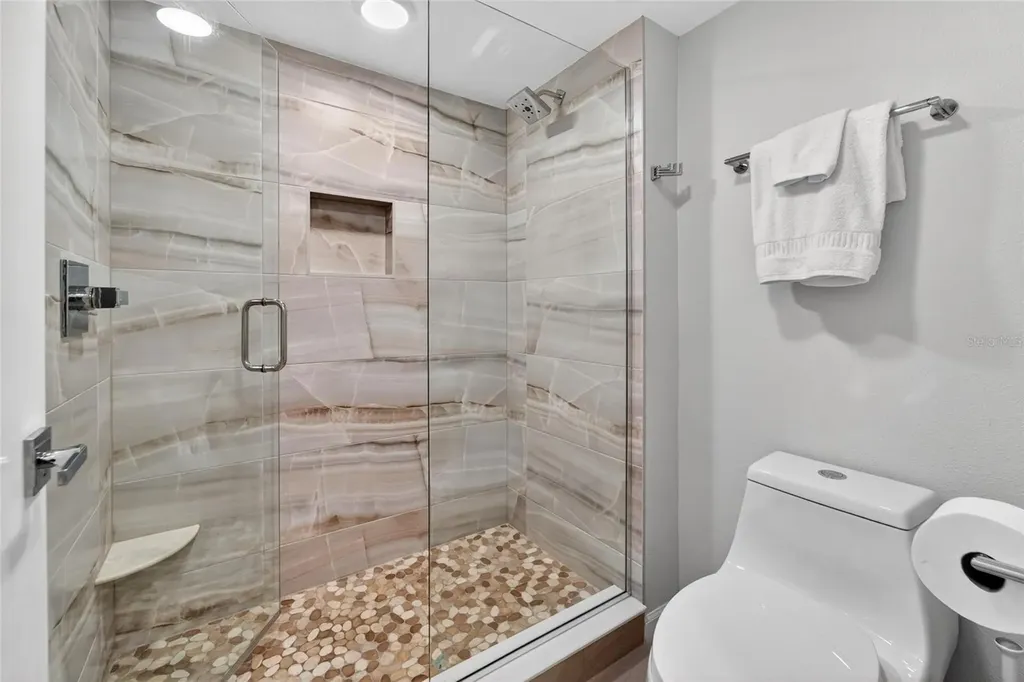 828 Bayport Way Longboat Key FL 34228