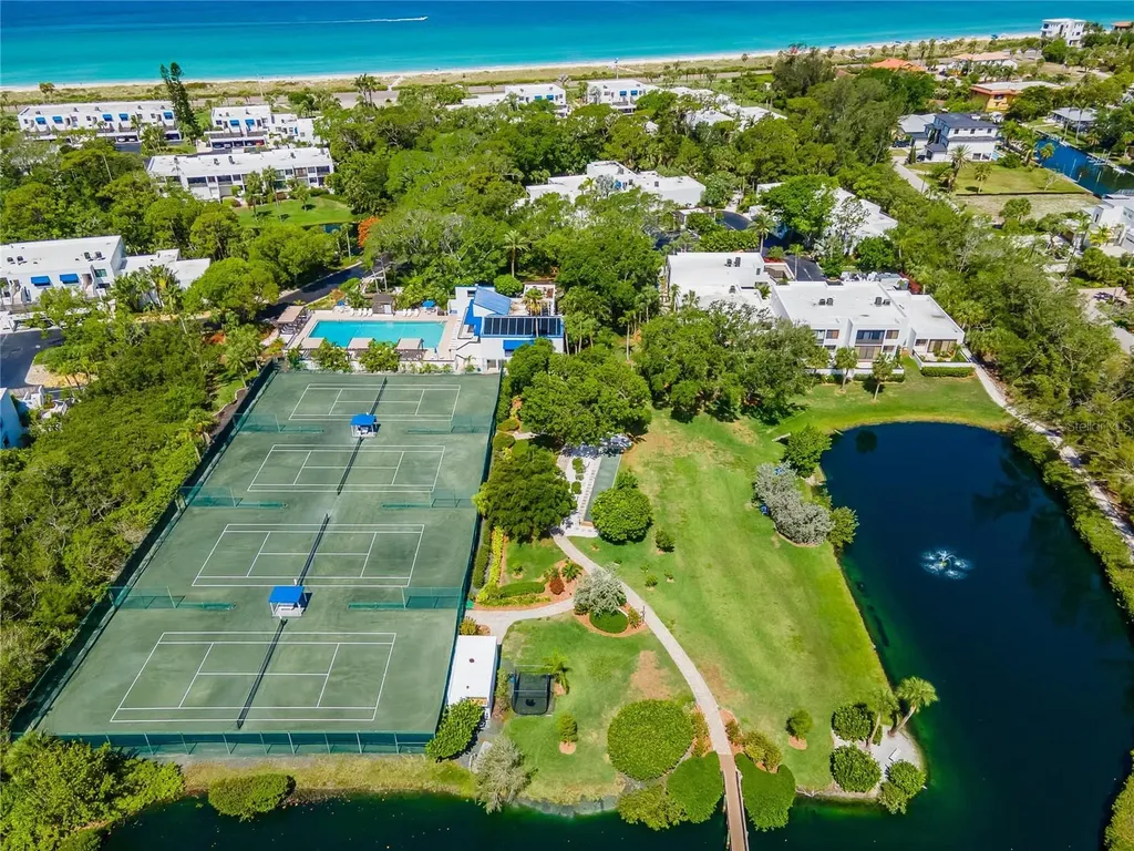 828 Bayport Way Longboat Key FL 34228